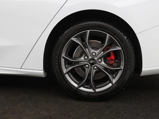 Ford Focus Ford Focus 1.5 EcoBoost ST Line X | Camera | Carplay | Trekhaak | Full LED | Navigatie | Keyless | Digital Cockpit | Climate control | Parkeerhulp | Cruise control - afbeelding nr 31