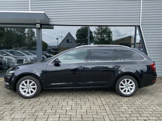 Škoda Octavia Skoda Octavia Combi 1.0 TSI Greentech Ambition Business carplay adaptive cruise - afbeelding nr 4