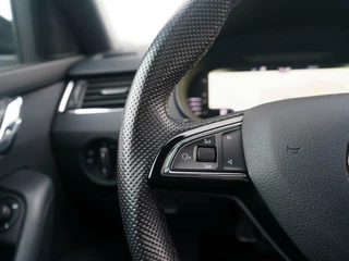 Škoda Octavia Skoda Octavia Combi 1.5 TSI DSG 150pk Sport Business | Panoramadak | Full LED | Carplay | Virtual cockpit - afbeelding nr 34