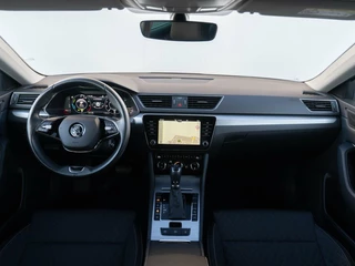 Škoda Superb Skoda Superb Combi 1.4 TSI iV 218pk Ambition | Navigatie | Privacy glass | Trekhaak - afbeelding nr 12