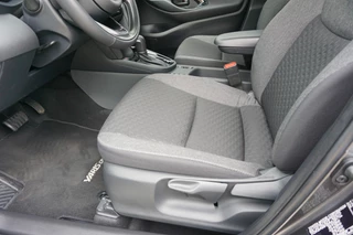 Toyota Yaris Cross Toyota Yaris Cross 1.5 Hybrid 115 Business Plus |Navi|Carplay|PDC V+A|Dodehoek|Camera|Stoel en stuurverwarming| - afbeelding nr 25