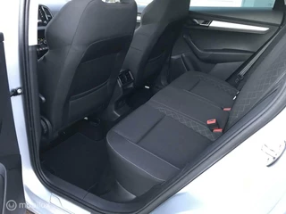 Škoda Karoq Skoda Karoq 1.0 TSI Ambition Business Trekhaak Panoramadak Mooie uitstraling Virtuele cockpit - afbeelding nr 12