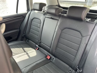 Volkswagen Golf Volkswagen Golf Variant 1.4 TSI Business Edition Connected automaat airco/ecc navi/camera - afbeelding nr 36
