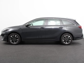 Kia Ceed Sportswagon Kia Ceed Sportswagon 1.6 GDI PHEV DynamicLine  Achteruitrijcamera Stuurverwarming Stoel verwarming Climate control LED Keyless start/ entry Parkeersensoren achter Adaptieve cruise control Lane assist - afbeelding nr 7