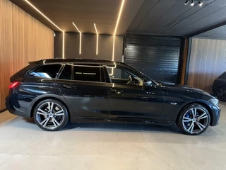 BMW 3 Serie BMW 3-serie 330e xDrive HUD Pano 360* Laser M-sport High - afbeelding nr 41
