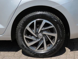 Volkswagen Touran Volkswagen Touran 1.2 TSI CON. SERIES ,,SOUND'' / Camera / Wegklap.haak / Stoelverwarming / - afbeelding nr 13