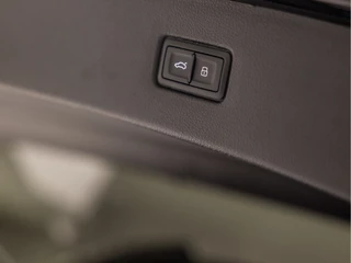 Audi Q7 Audi Q7 55 TFSI quattro S-Line Sport 7 Persoons 340Pk Automaat (PANORAMADAK, MATRIX LED, LUCHTVERING, HEAD-UP DISPLAY, BANG&OLUFSEN, TREKHAAK, MEMORY SEATS, APPLE CARPLAY, NIEUWSTAAT) - afbeelding nr 35
