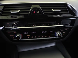 BMW 5 Serie BMW 5-serie 520i High Executive | M-Sport | Leder |  Stoelverwarming | Trekhaak | 20'' | Adaptief LED | Comfortstoelen | Navigatie | Parkeerhulp | Memory - afbeelding nr 27