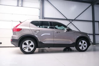 Volvo XC40 Volvo XC40 1.5 T2 Momentum | Schuifdak | Trekhaak | Camera | LED | stoel & stuurwielwarming | - afbeelding nr 29