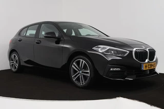 BMW 1 Serie BMW 1-serie 118i High Executive Edition (PARKEERSENSOREN, STOELVERWARMING, CRUISE CONTROL, LEDEREN STOELEN, DEALER ONDERHOUDEN) - afbeelding nr 20