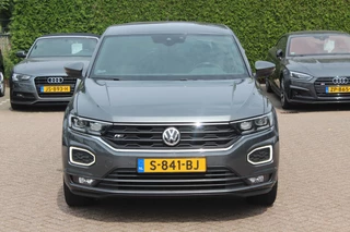 Volkswagen T-Roc Volkswagen T-Roc 1.5 TSI Sport Business 3x R-Line / Camera / Virtual Cockpit / Navigatie / 19'' / Keyless / Stoelverwarming / ACC - afbeelding nr 8