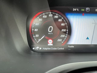 Volvo V60 Volvo V60 2.0 T6 Recharge AWD R-Design Trekhaak Leder Memory Pilot Assist - afbeelding nr 32