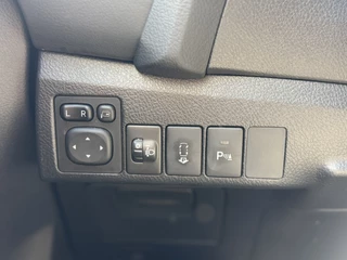 Toyota Auris Navigatie, Parkeersensoren, Stoelverwarming ,  All-in Rijklaarprijs - afbeelding nr 23