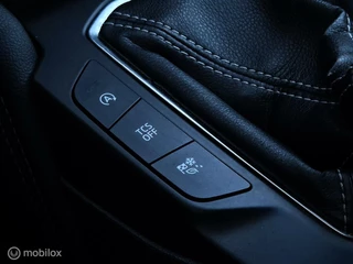 Ford Focus FORD FOCUS 1.0 ECOBOOST HYBRID TITANIUM/KEYLESS/CAMERA/LED/STOEL-STUURVERWARMING/CLIMATE - afbeelding nr 38