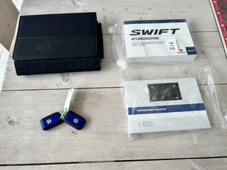 Suzuki Swift Suzuki Swift 1.4 Sport Smart Hybrid [ ADAPTIEVE CRUIS I CLIMA I CAMERA & STOE - afbeelding nr 19