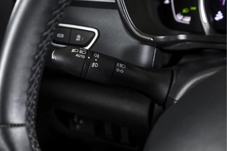 Renault Kadjar Renault Kadjar 1.3 TCe 160 PK Techno - Automaat | Cruise | Stoelverwarming | Trekhaak | App.Connect | Camera+PDC | NAV+App.Connect | Auto.Airco | LM 19