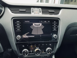 Škoda Octavia OCTAVIA 1.0 BUSINESS COMBI |LEER|CARPLAY|TREKHAAK|STOELV. - afbeelding nr 14