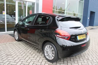 Peugeot 208 Peugeot 208 1.2 110PK AUTOMAAT SIGNATURE | NAVIGATIE | APPLE CARPLAY/ANDROID AUTO | PARKEERSENSOREN | DAB+ RADIO | LICHTMETALEN VELGEN | GETINTE RUITEN | CLIMATE CONTROL | CRUISE CONTROL | - afbeelding nr 40