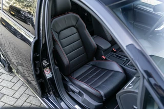 Volkswagen Golf Volkswagen Golf 2.0 TSI GTI TCR Pano Dsg Akrapovic Vol - afbeelding nr 38