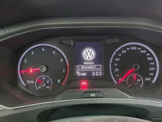 Volkswagen T-Roc - Navigatie - Camera - LM velgen - Parkeersensoren v+a - Trekhaak - 12 maanden garantie - afbeelding nr 9