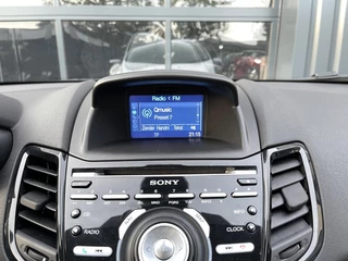 Ford Fiesta Ford Fiesta 1.0 EcoBoost Titanium NAVIGATIE|TREKHAAK|WINTER PAKKET|BLUETOOTH|LED|PARKEERSENSOREN|SFEERVERLICHTING - afbeelding nr 15