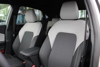 Ford Puma Ford Puma 1.0 EcoBoost Hybrid Sound Edition 125pk | Ford Voorraad | Limited Edition! | Upgrade B&O Audio | Full Matrix LED | Zwart Dak | 18'' Lichtmetaal | Winterpakket | Driver Assistance Pakket | - afbeelding nr 10