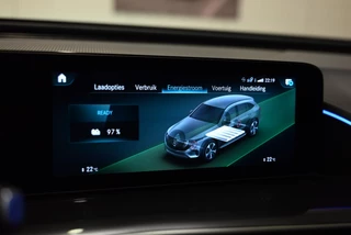 Mercedes-Benz EQC Mercedes-Benz EQC 400 4MATIC Premium Plus 80 kWh AMG - Memory - Distronic - Schuifdak - Keyless Entry - HUD - Ambiance Verlichting - afbeelding nr 26