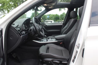 BMW X3 BMW X3 xDrive20d High Exe. M Sport / Trekhaak / Panoramadak / Half leder / Head-up / 19'' / Navigatie / Stoelverwarming / DAB / Cruise Control - afbeelding nr 10