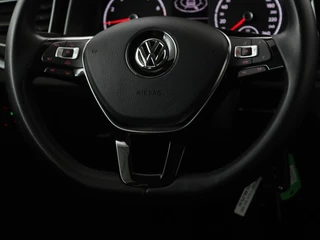 Volkswagen Polo Volkswagen Polo 1.0 TSI Highline | Stoelverwarming |  Parkeerhulp | Adaptive cruise | Navigatie | Bluetooth | Climate control | Getint glas - afbeelding nr 9