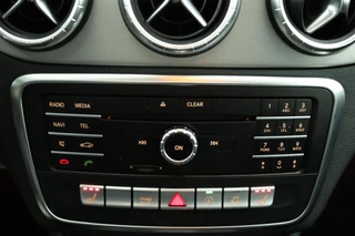 Mercedes-Benz CLA Mercedes CLA-klasse 180 Sport Automaat Airco Cruise Panodak - afbeelding nr 22