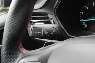 Ford Focus Ford Focus Wagon 1.5 EcoBoost ST Line Business Automaat 150PK | Winterpack | Full LED | Adaptive Cruise Control | Navigatie | Climate Control | - afbeelding nr 23