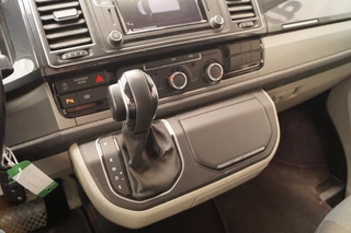 Volkswagen Transporter Volkswagen Transporter 2.0 TDI 150pk DSG Highline -LED-NAVI-PDC-ACC- - afbeelding nr 17