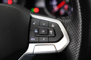 Volkswagen Passat Navigatie, Apple carplay, Climate, - afbeelding nr 18