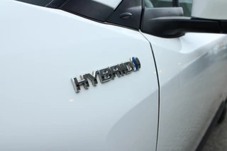 Toyota C-HR Toyota C-HR 1.8 Hybrid Dynamic Keyless entry | Camera | Cruise control - afbeelding nr 8