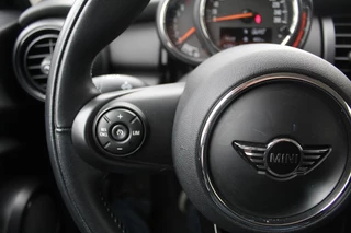 MINI One MINI One Mini 1.5 102PK Navigatie / Airco / Cruise control - afbeelding nr 23