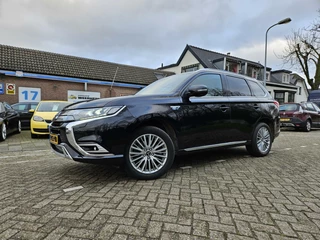 Mitsubishi Outlander Mitsubishi Outlander 2.4 PHEV intens+ Zeer luxe uitvoering! - afbeelding nr 35