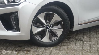 Hyundai IONIQ Hyundai IONIQ Premium EV Leder | Navi | Elektr. Stoelverstelling - afbeelding nr 8