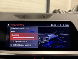 BMW 3 Serie BMW 3 Serie Touring 330e xDrive M-Sport PANO/LASER/360CAMERA/ADAPTIVE M-ONDERSTEL/ACC/LEER-ALCANTARA/19