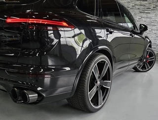 Porsche Cayenne Porsche Cayenne 3.0 S E-Hybrid *GTS uitvoering*22''LMV*NAP*! - afbeelding nr 36