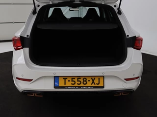 CUPRA Leon CUPRA Leon 1.4 e-Hybrid VZ Business Panoramadak | LED | CarPlay |  Sfeerverlichting | Stuur- en stoelverwarming | Camera | Adaptive Cruise | Dodehoek Detectie | LMV - afbeelding nr 12