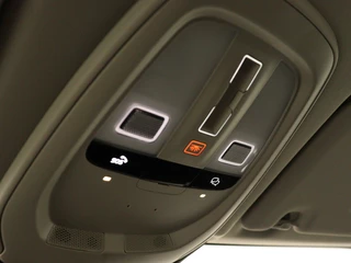 Volvo XC60 Volvo XC60 T6 PLUG-IN HYBRID ULTRA DARK SCHUIFDAK HARMAN KARDON TREKHAAK 20 - afbeelding nr 34