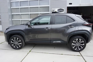 Toyota Yaris Cross Toyota Yaris Cross 1.5 Hybrid 115 Business Plus |Navi|Carplay|PDC V+A|Dodehoek|Camera|Stoel en stuurverwarming| - afbeelding nr 3