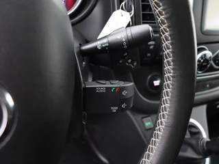 Renault Trafic Renault Trafic 2.0DCi 120PK Lang | Navigatie | Camera | Airco | Cruise | Trekhaak | Betimmering - afbeelding nr 15