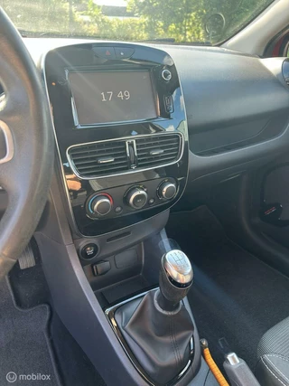Renault Clio Renault Clio 1.5 dCi Ecoleader Intens - afbeelding nr 17