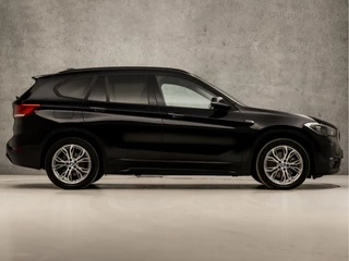 BMW X1 BMW X1 xDrive25e Sportline 221Pk Automaat (GROOT NAVI, DEALER ONDERHOUDEN, SFEERVERLICHTING, CLIMATE, LEDER, STOELVERWARMING, SPORTSTOELEN, GETINT GLAS, ELEK ACHTERKLEP, NIEUWE APK, NIEUWSTAAT) - afbeelding nr 4