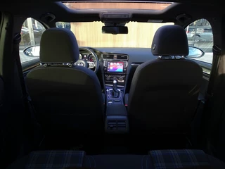 Volkswagen Golf Volkswagen Golf TSI GTE 204PK DSG / RNS / LED *NAP* - afbeelding nr 7