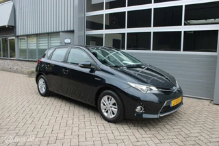 Toyota Auris Toyota Auris 1.8 Hybrid Aspiration NL Auto 1e Eigenaar 97.466 KM Navigatie. - afbeelding nr 4