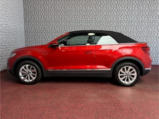 Volkswagen T-Roc Volkswagen T-Roc Cabrio TSI VIR.COCKPIT CARPLAY NAVI IQ.LED STOEL/STUUR.VERW DAB ADAP.CRUISE 05/2024 