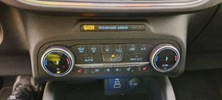 Ford Kuga Ford Kuga 2.5 PHEV Titanium 225pk | Driver Assistance Pack | Winterpack | AGR Stoelen met half leder | Trekhaak Wegklapbaar | Michelin Cross Climate - afbeelding nr 17