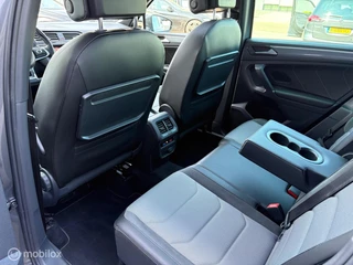 Volkswagen Tiguan Volkswagen Tiguan 1.4 TSI ACT R-Line Virtual / Trekh. / Pano - afbeelding nr 12
